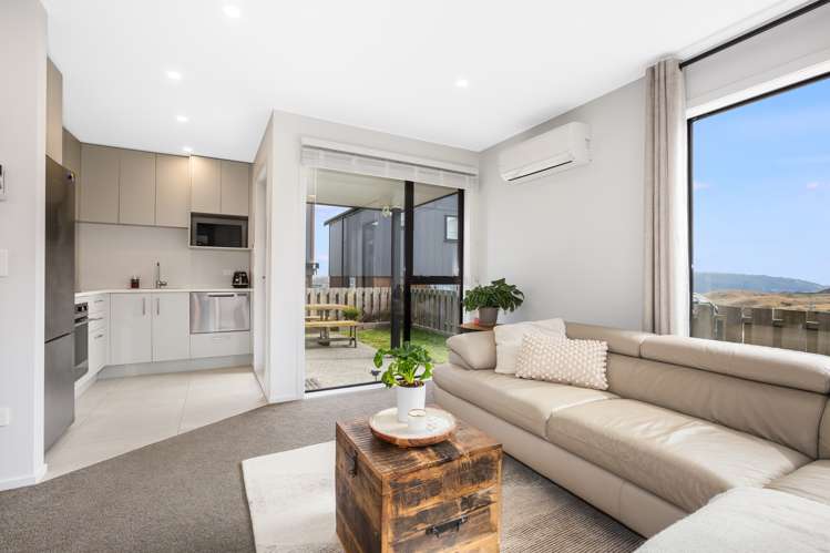 75 Cedarwood Street Woodridge_8