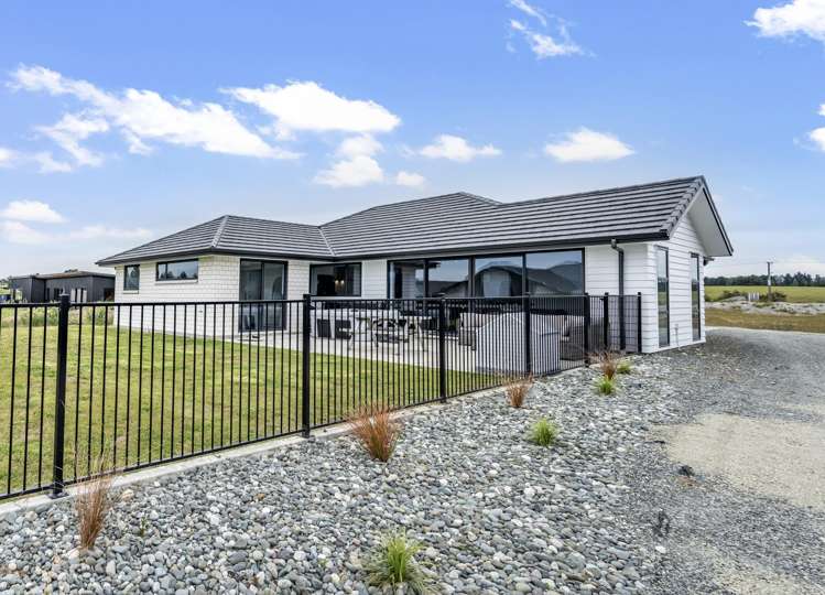 14 Ralph Moir Drive Te Anau_12