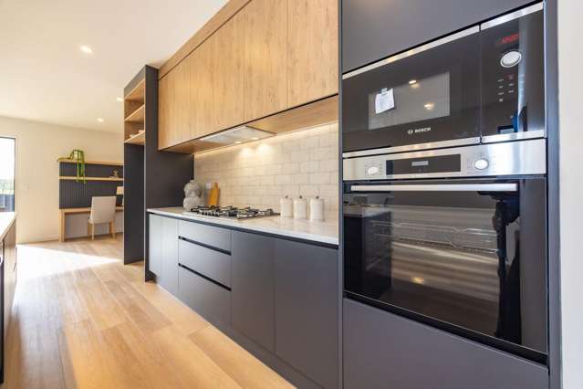 55 Tipu Crescent Wainui_1