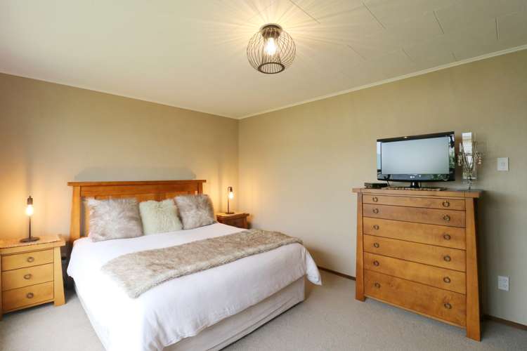 33 Stirling Street Windsor_14