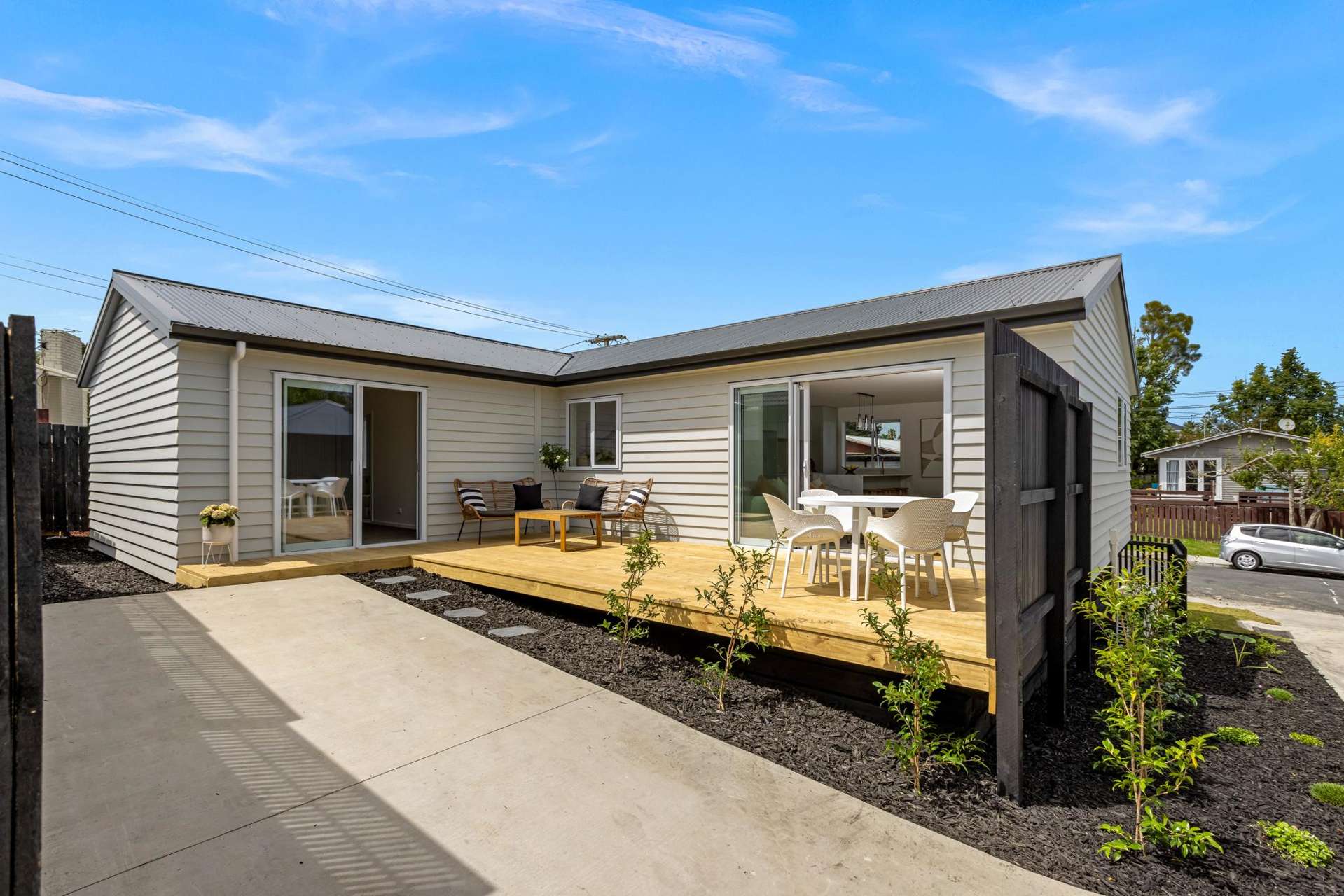 15a Hamurana Place Te Atatu Peninsula_0