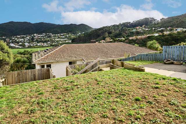 42 Victory Avenue Karori_1