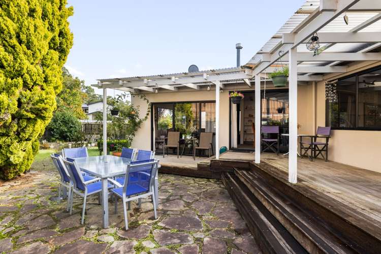 20 Essendon Court Glenview_17