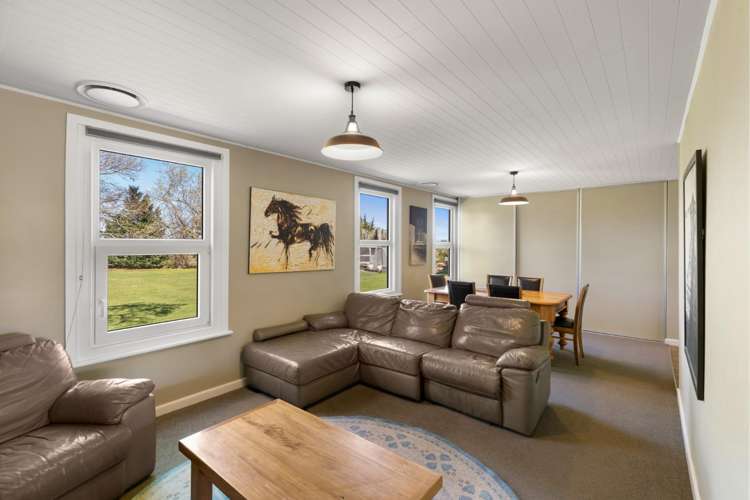 307 Larcombs Road Weedons_13