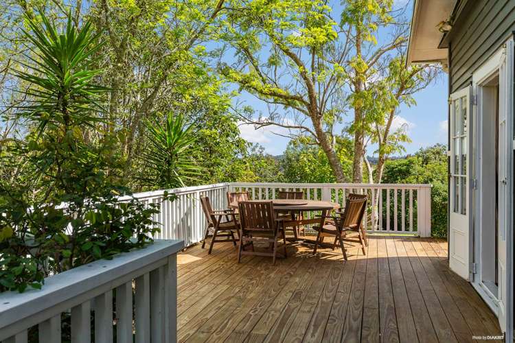 19 Attwood Road Paremoremo_18