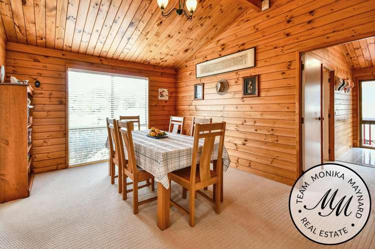 7 Hakea Place Totara Heights_13