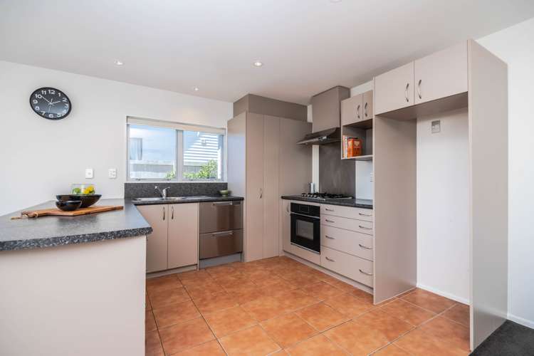 68 Waverton Terrace Churton Park_5
