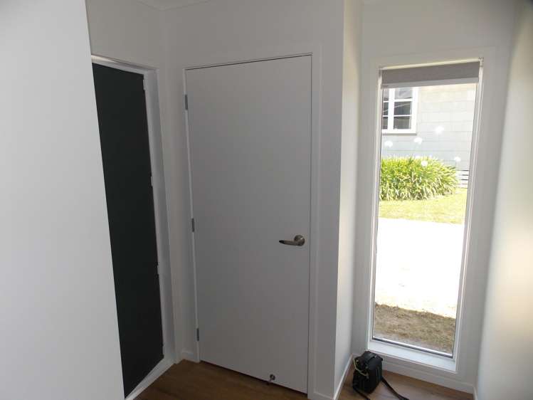 19 Clyde Crescent Roslyn_8