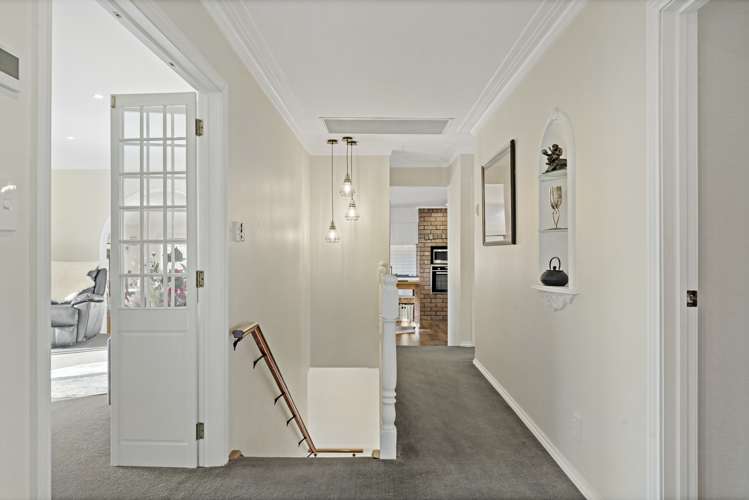 11 Rochas Place Clover Park_9