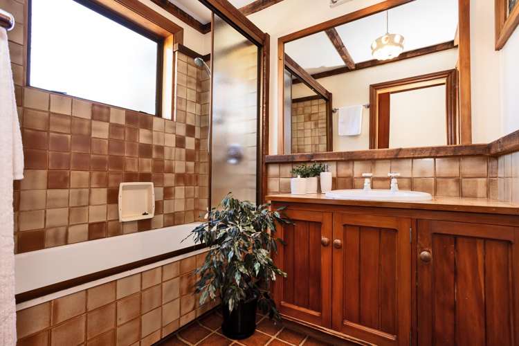 93 Gala Street Queens Park_28