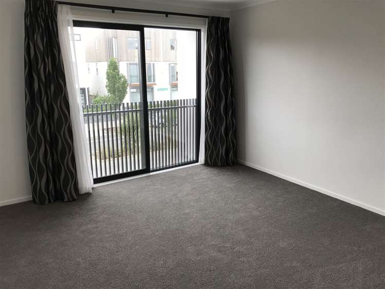 121 Hobsonville Point Road Hobsonville_12