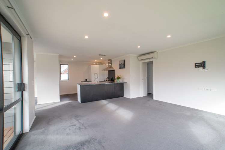 37 Albert Drive Clyde_17