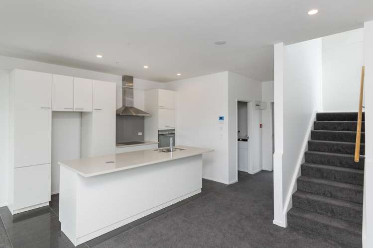 203/4 Reads Quay, Marinaview Gisborne_20