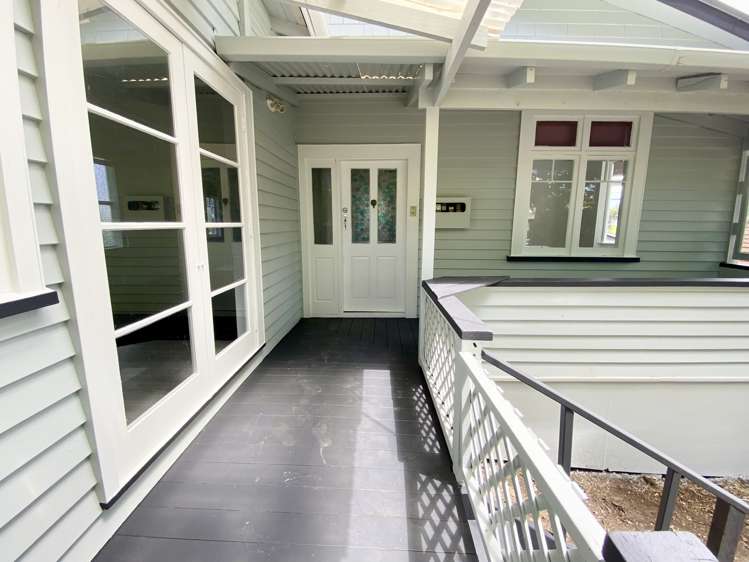 13 Captain Scott Road Glen Eden_15