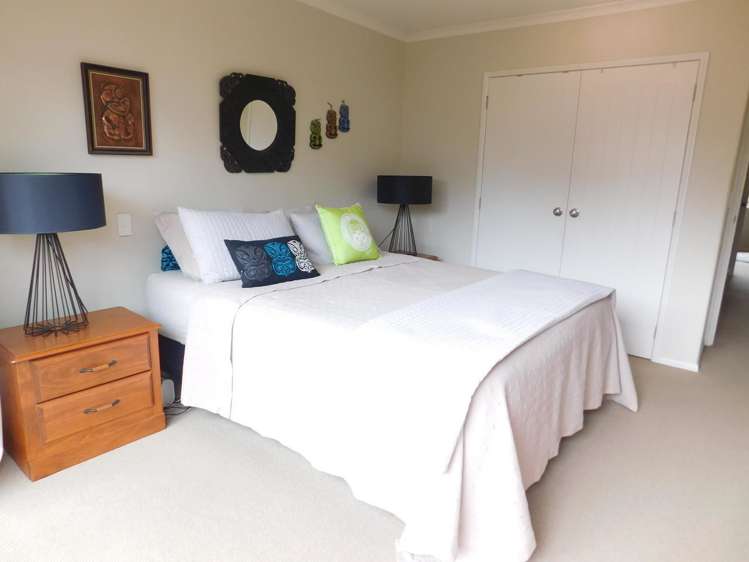 2/4 Au Ann Street Victoria_1