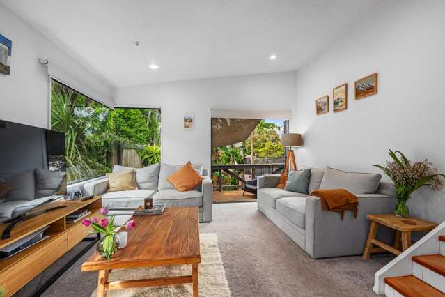 2/53 Topliss Drive Northcross_1