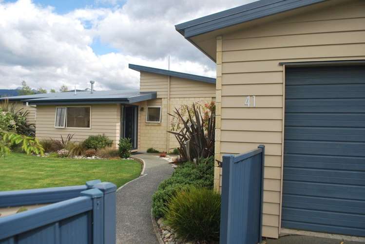 41 Jackson Street Te Anau_27