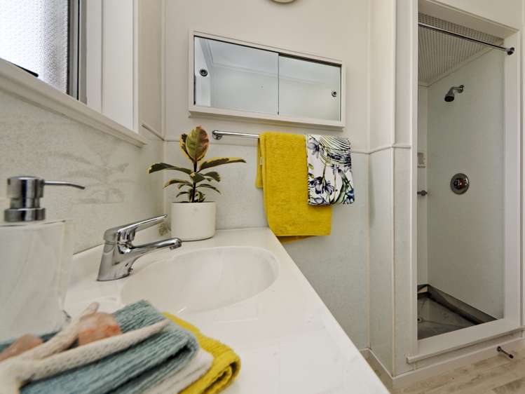 12 Sunnylaw Place Glen Eden_12