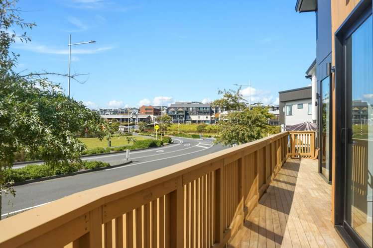 1 Nerita Place Long Bay_2