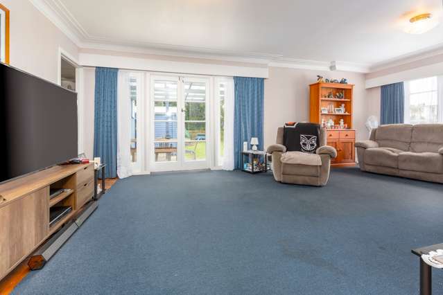 31 Kitchener Road Waiuku_4