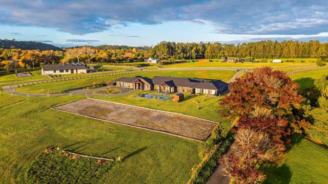 An Exceptional Luxury Single-Level Estate