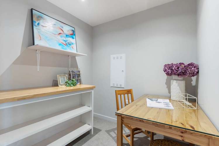 202/25 Don Mckinnon Drive Albany_9