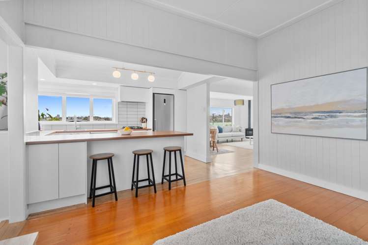 38 Aramoana Avenue Devonport_5
