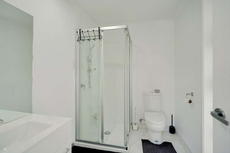 22 Inuwai Street Glenview_10