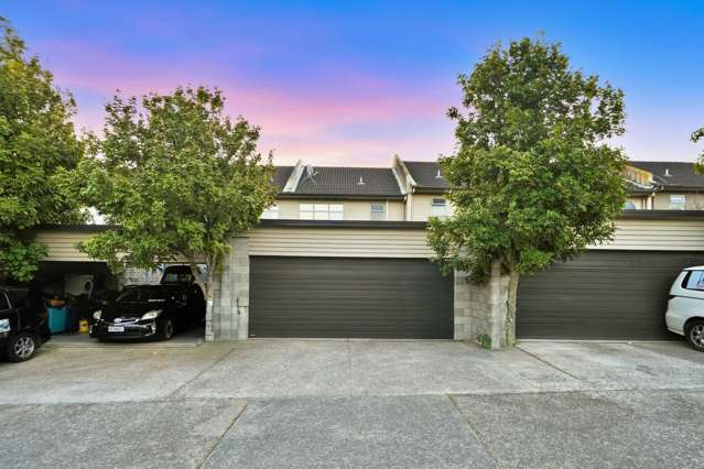 Freehold Living, No Body Corp Fees & Mission H...