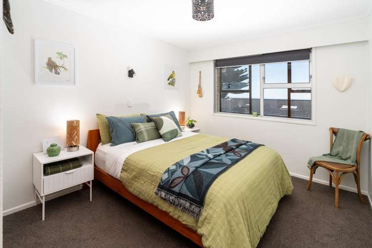 5/27 Beach Road Paekakariki_22