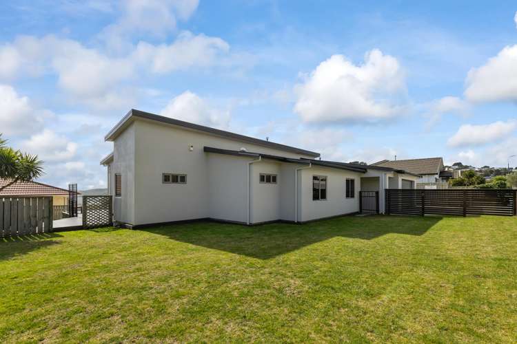1 Greenstone Place Aotea_33