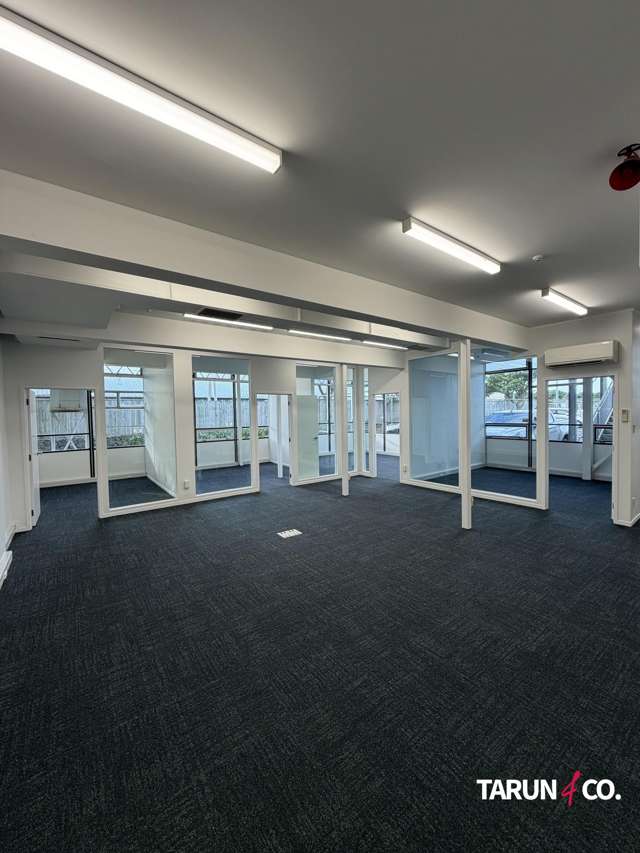GF/Suite 2/19 Beasley Avenue Penrose_1