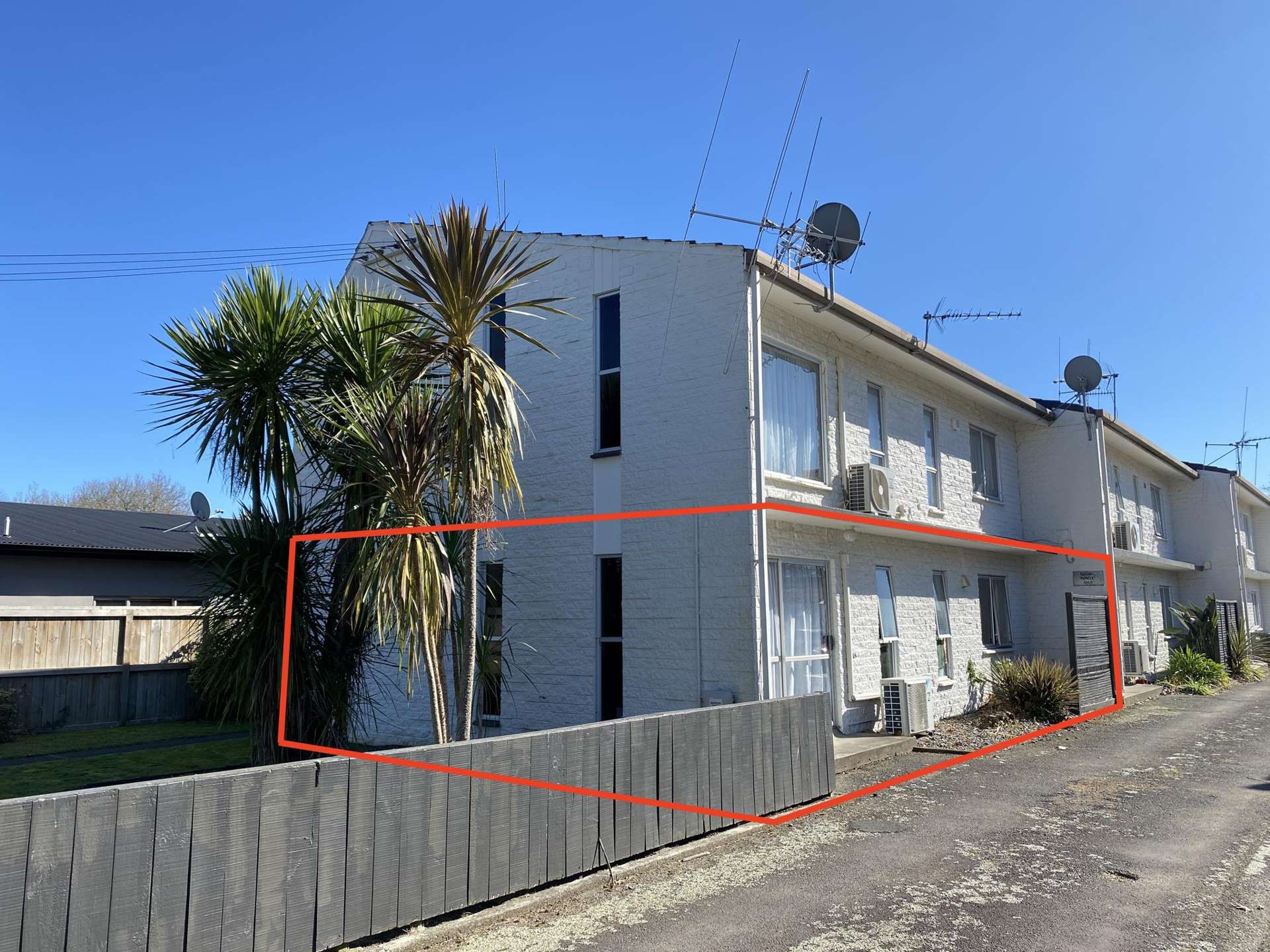 1/51 Albert Street Hamilton East_0