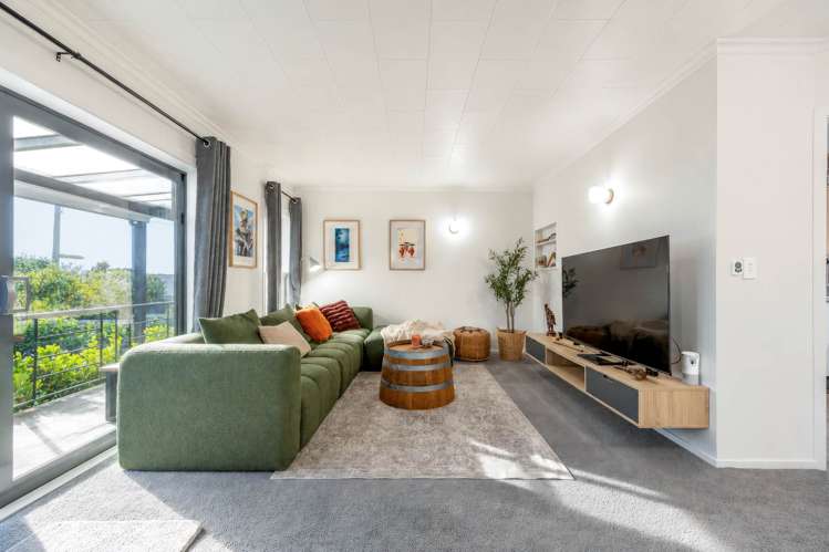 298 Upper Queen Street Pukekohe_4