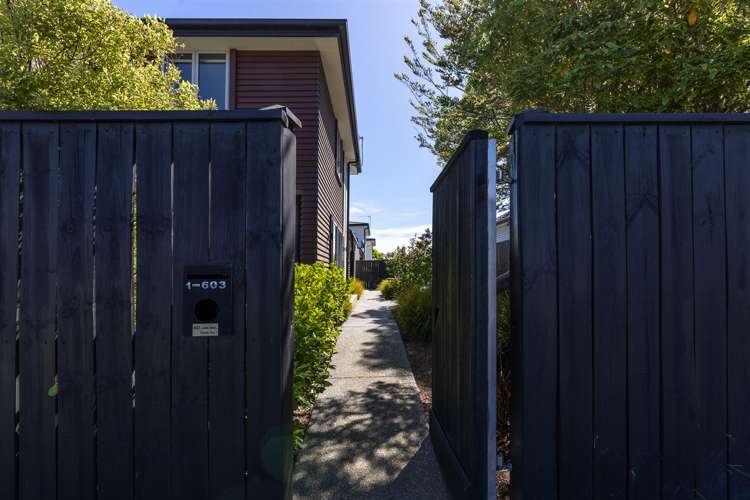 1/603 Madras Street Saint Albans_16