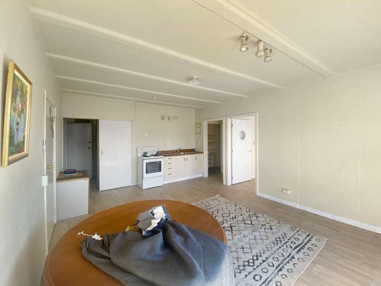 10 Seifert Road, Tauhei 10767_1