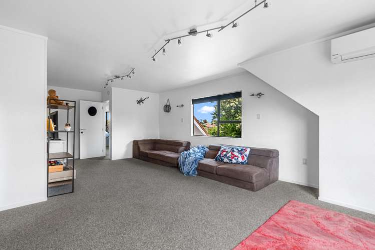 35 Glenn Terrace Otumoetai_13