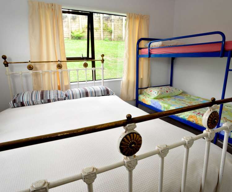 111 Bambury Place Onemana_9