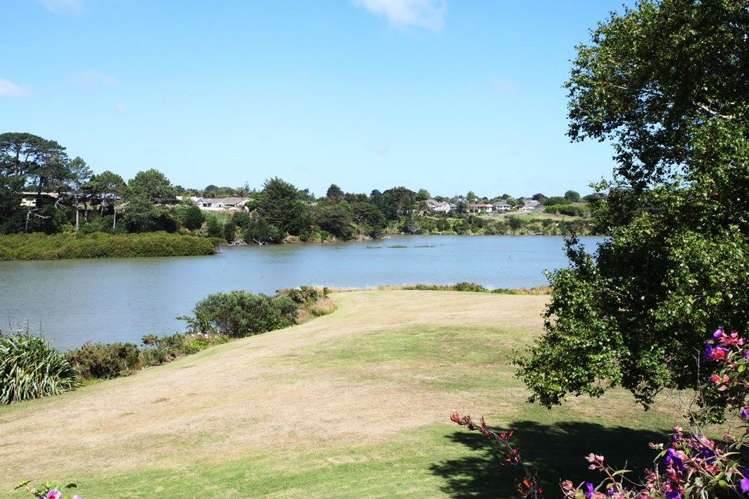 29 Riverside Drive Waiuku_9