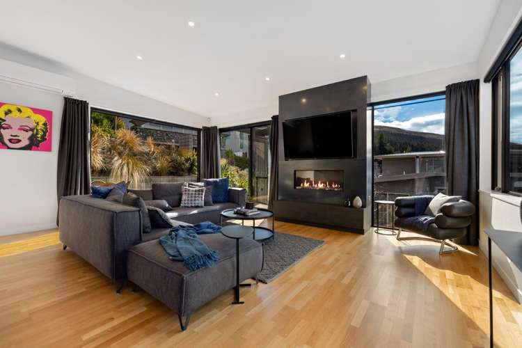 5 Lancewood Lane Queenstown Hill_5