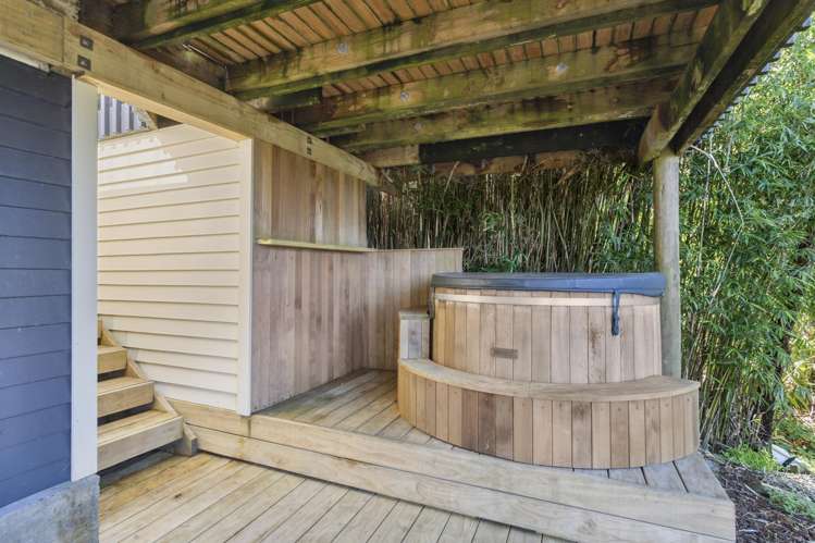 69 Takahe Road Titirangi_8