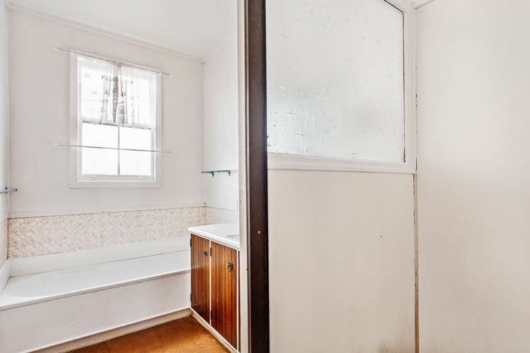 153 Clevedon Road Papakura_12