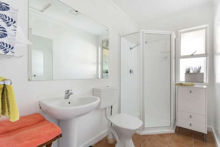 11 Roberts Road_4