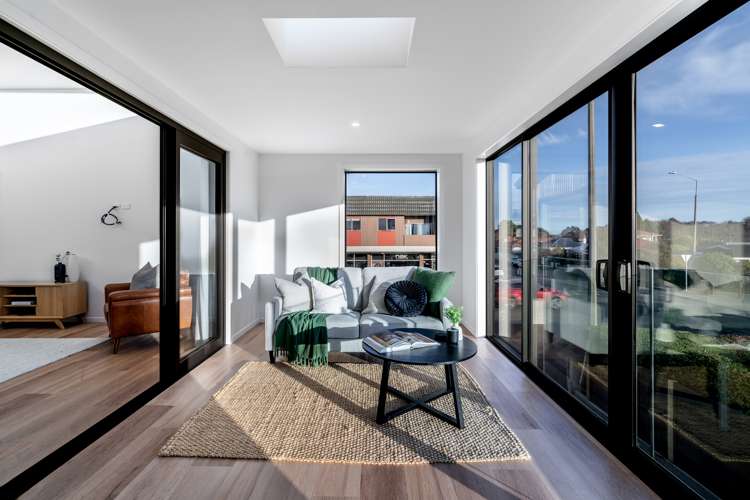 56 King Street Windsor_11