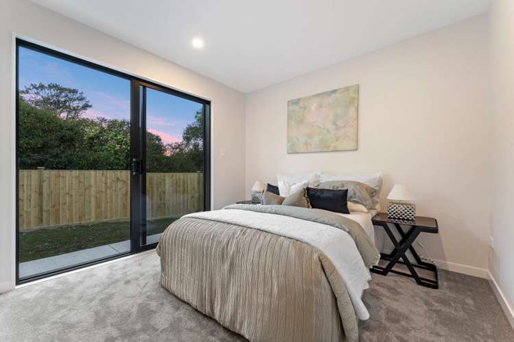 8 Barrel Crescent Swanson_20