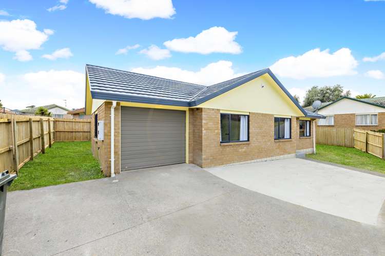 44 Manston Road Mangere_2