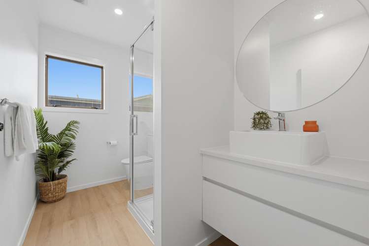 2 Tacon Place Mangere_21