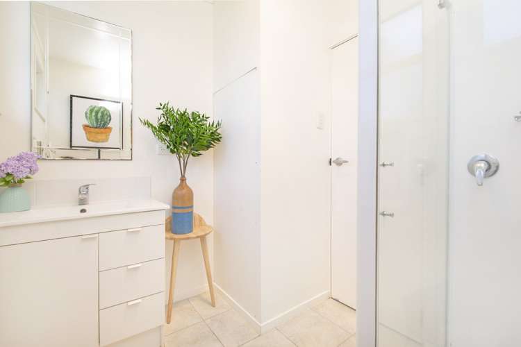 2/14 Cleary Road Panmure_7