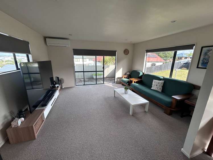 24 Baulcomb Parade Pinehill_2