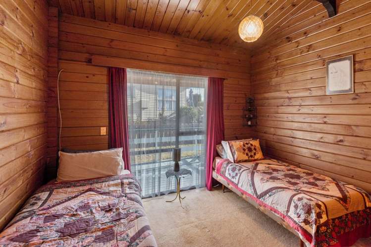 34 Black Peak Road Omarama_15